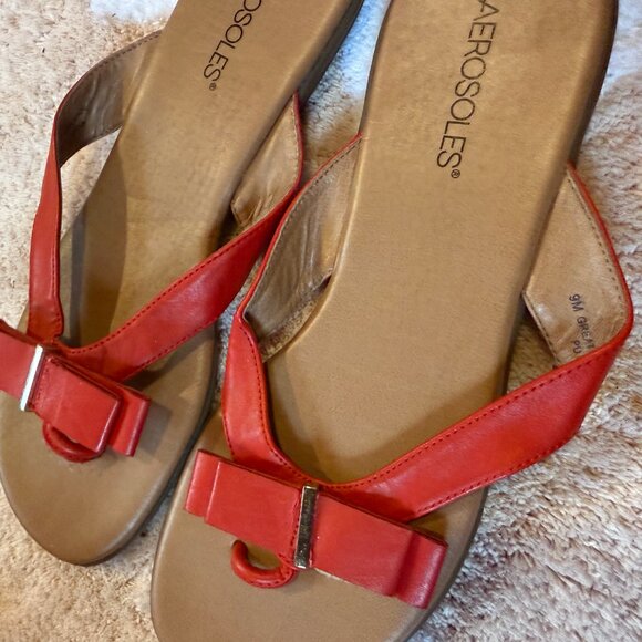 Aerosoles Women's Red Sandals - Size 9 (Perfect Condition) - Picture 2 of 3
